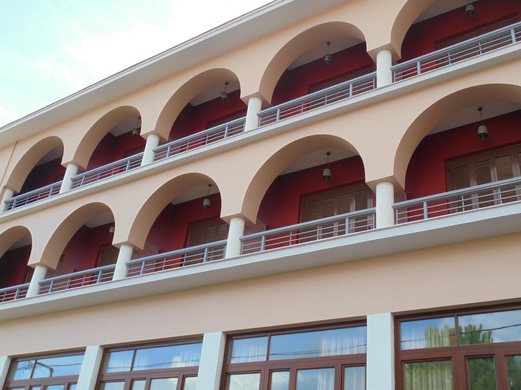 Byzantion Hotel Mystras Exteriör bild