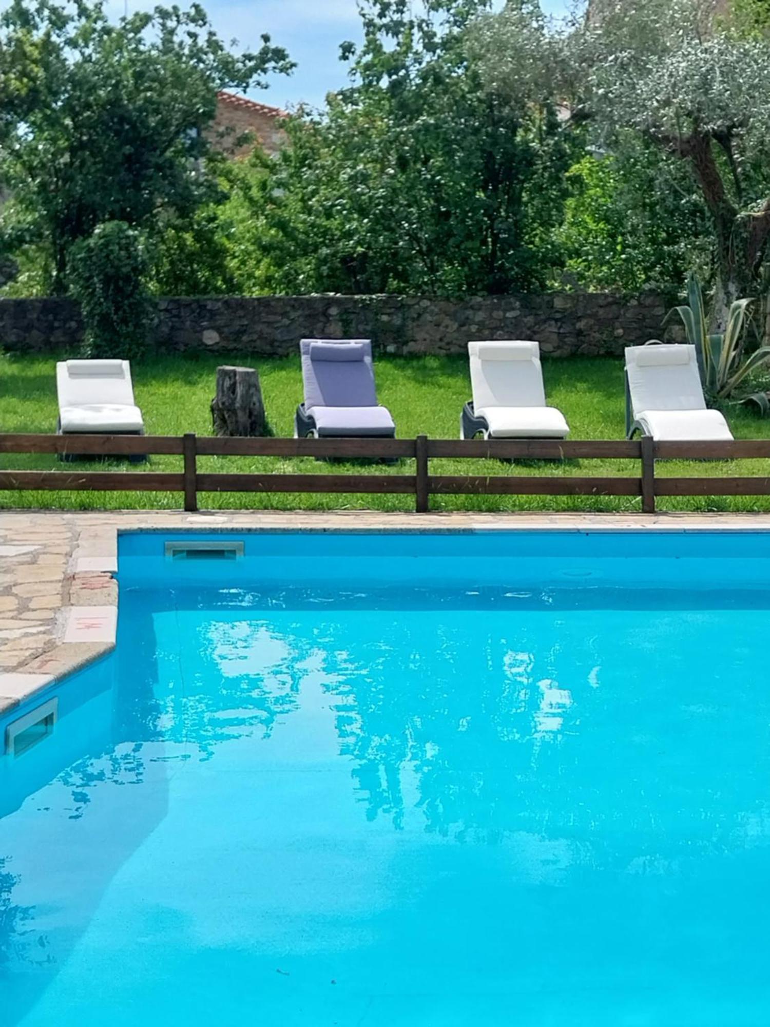 Byzantion Hotel Mystras Exteriör bild