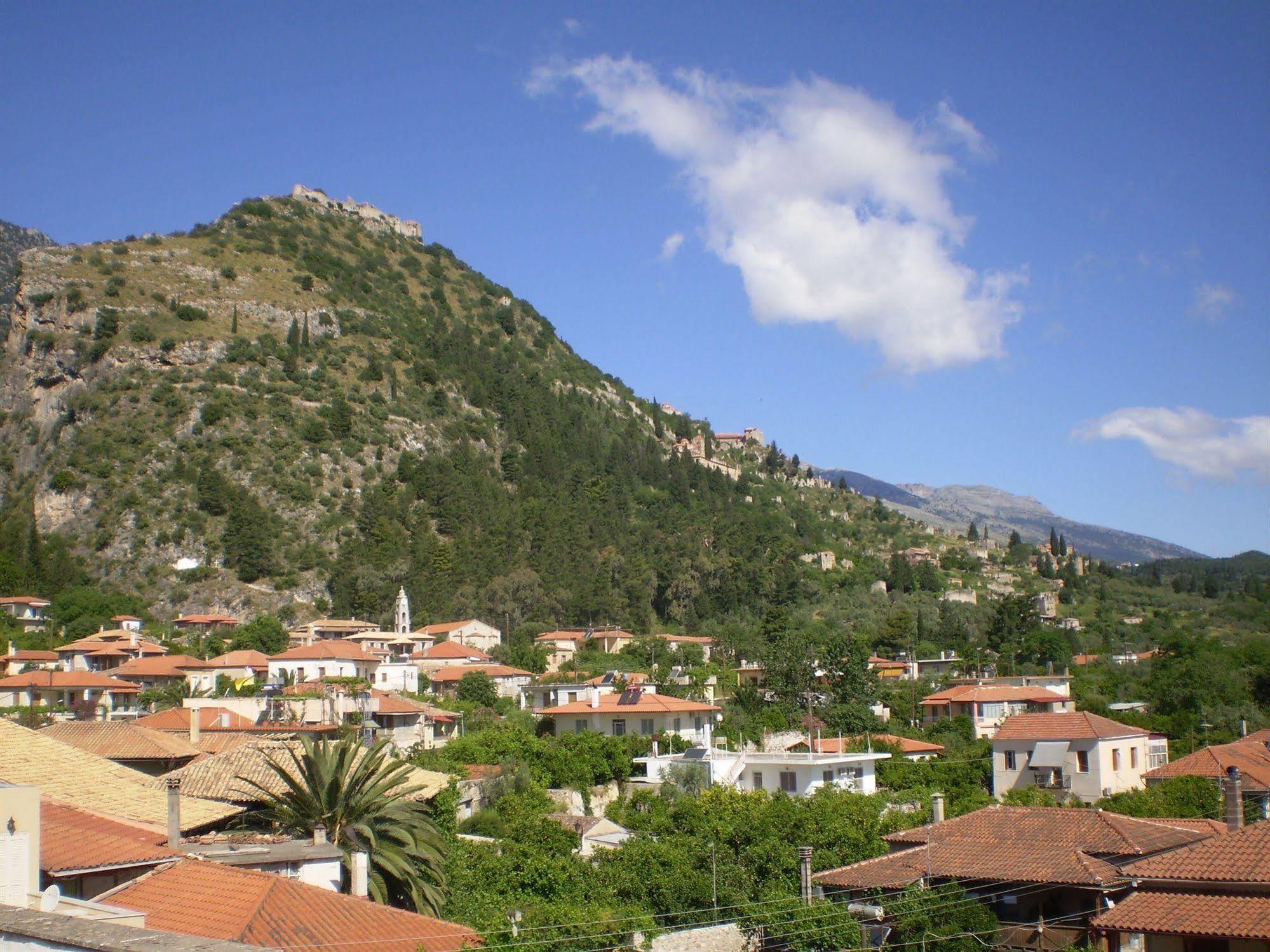 Byzantion Hotel Mystras Exteriör bild